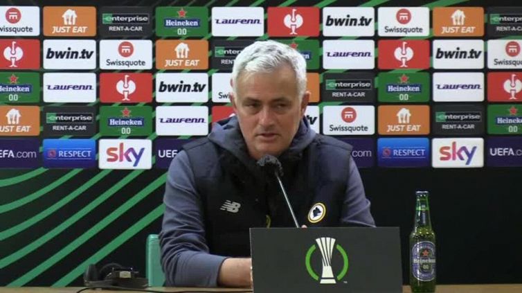 Conference League, Mourinho: "Ho versato una lacrima per l'emozione"