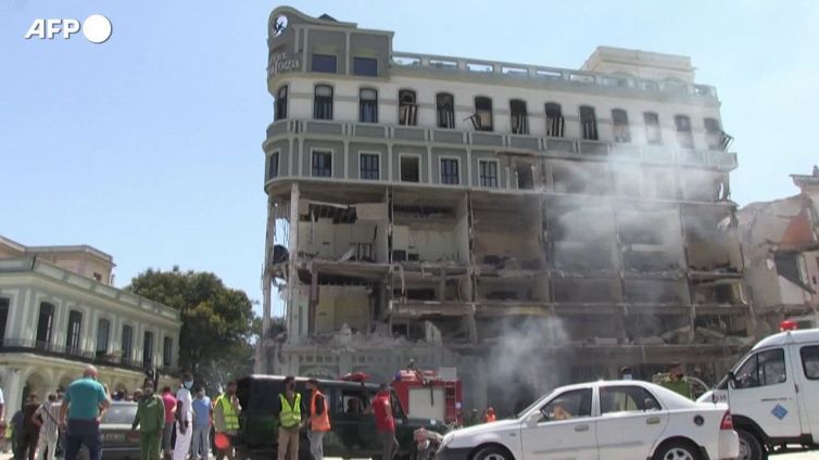 Cuba, esplosione in un albergo a L'Avana: almeno 22 morti e oltre 50 feriti