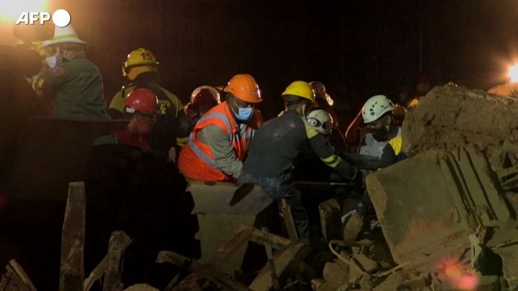 Esplosione in albergo all'Avana, nella notte le operazioni di soccorso