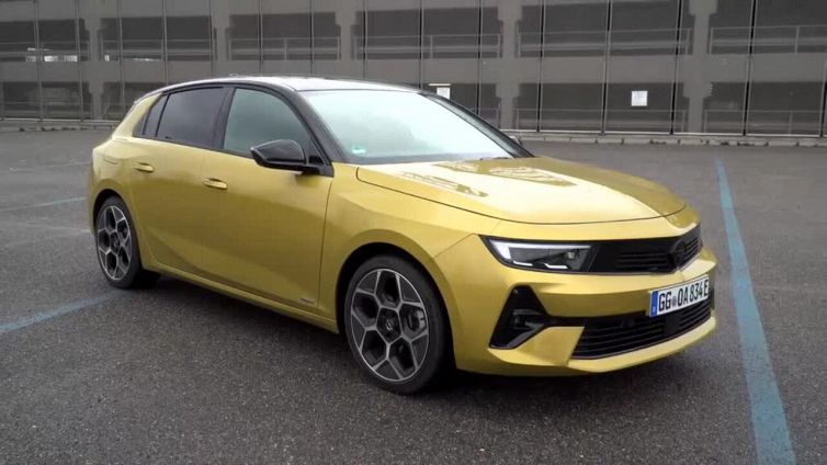 Test-drive della Nuova Opel Astra Plug-in Hybrid 