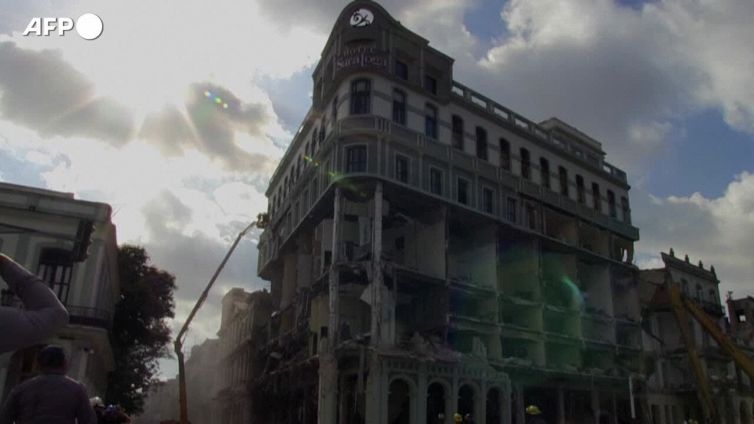 Esplosione hotel a Cuba, proseguono le ricerche tra le macerie del Saratoga