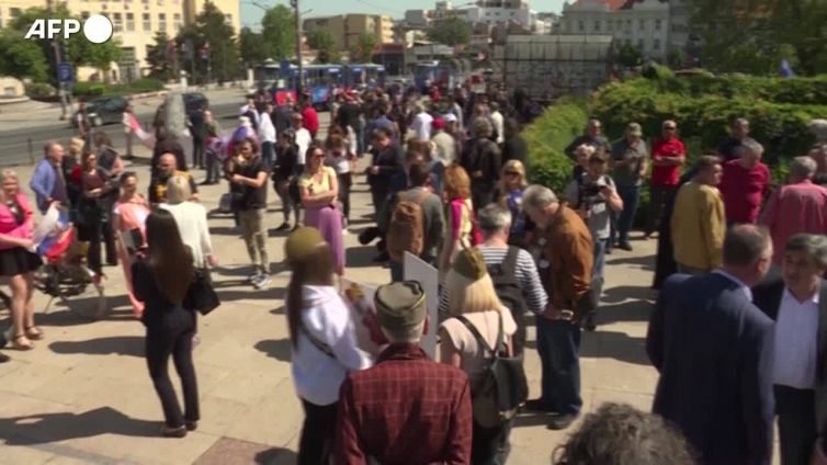 Giorno della Vittoria,in 200 manifestano a Belgrado