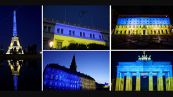 La Porta di Brandeburgo a Berlino e la Tour Eiffel a Parigi con i colori dell'Ucraina