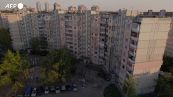 Ucraina, residente a Kiev torna a casa dopo due mesi: ma l'appartamento e' distrutto