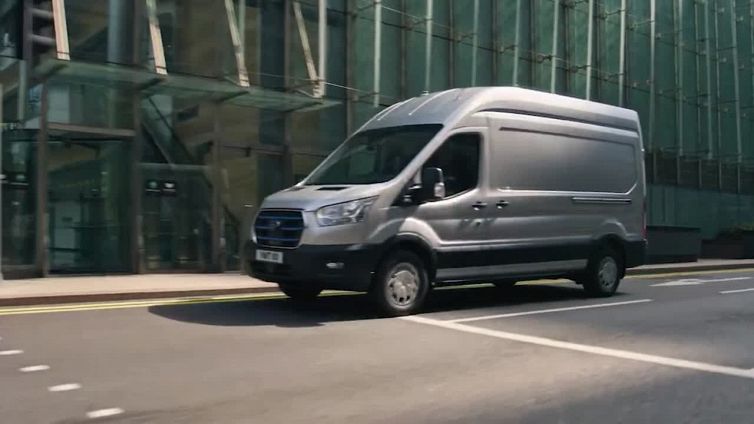 Ford Pro, con E-Transit si apre un capitolo digitale e green