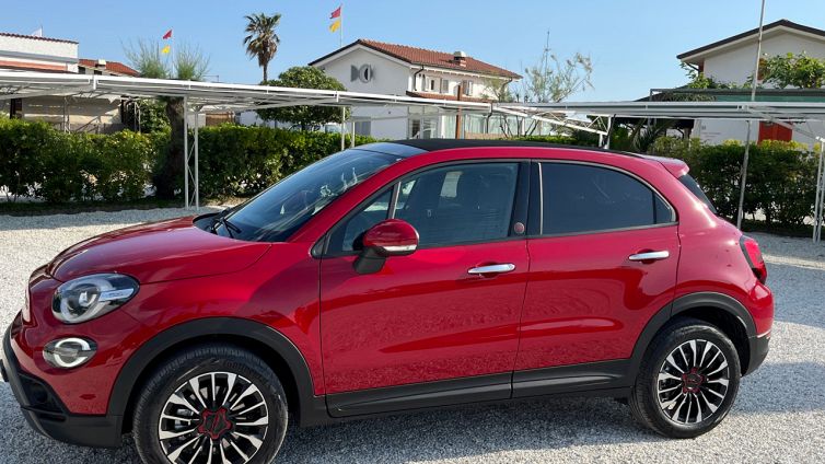 Fiat 500 X Hybrid, chic e rispettosa dell'ambiente