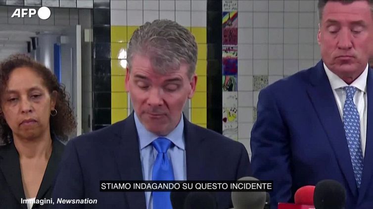 Sparatoria a Buffalo, Fbi: "Indagini per crimini d'odio e per estremismo razzista"