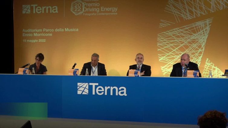 Terna lancia la prima edizione del premio di fotografia contemporanea "Driving Energy"