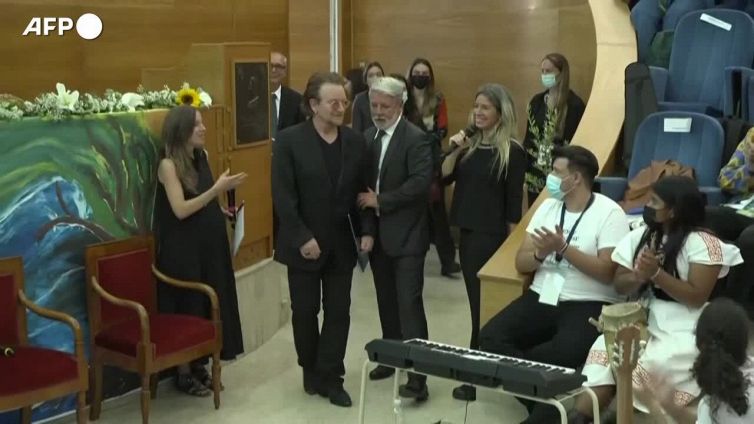 Vaticano, il Papa all'Universita' Urbaniana con Bono Vox