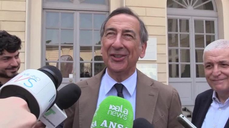 Calcio, Sala: "Maxischermo Milan? Proposta di Fontana buona"