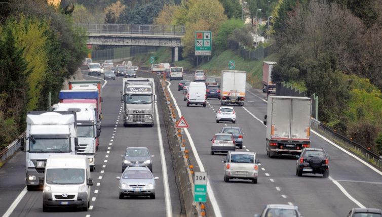 Autostrade, a chi spettano i rimborsi per i ritardi