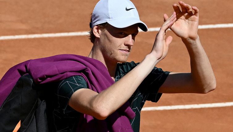 Jannik Sinner, le cifre super del contratto firmato dal tennista