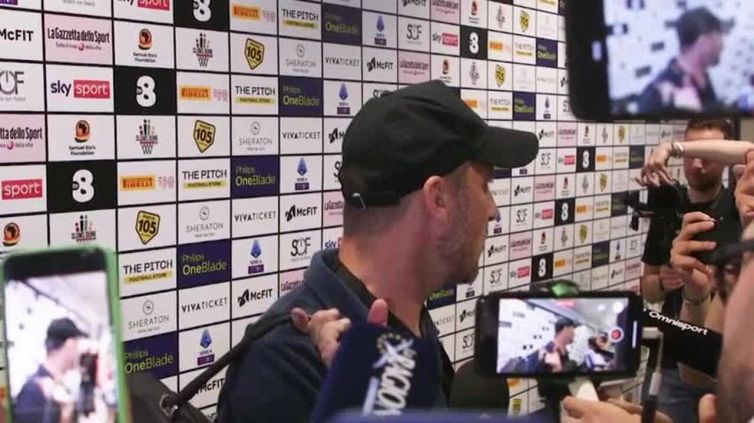 Totti scherza su Mourinho: "Mi sarebbie piaciuto come mister, magari il prossimo anno ricomincio"