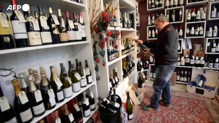 Le bollicine spingono il vino verso un 2022 di crescita