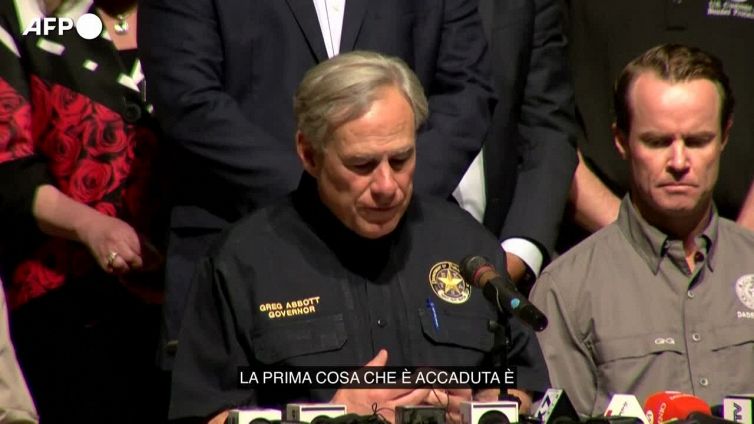 Texas, governatore: "Chicago ha leggi sulle armi ma si spara di piu'"