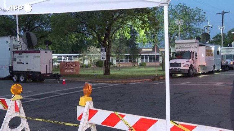 Texas: bufera sulla polizia, "e' intervenuta tardi"