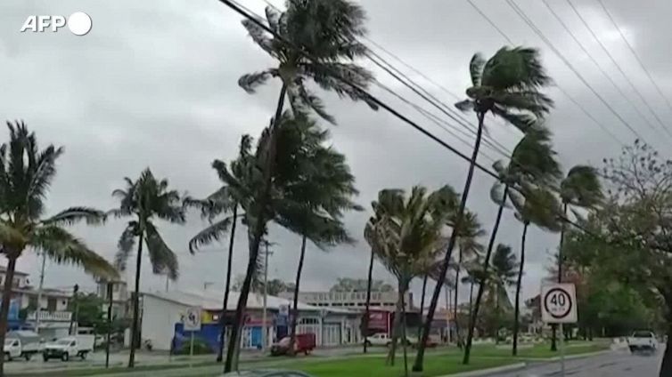Messico, i preparativi per l'arrivo dell'uragano Agatha