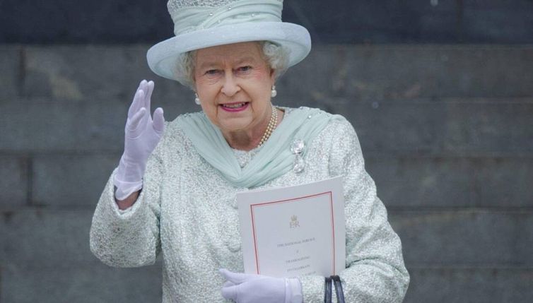 Giubileo di Platino per la Regina Elisabetta, perché festeggia due volte