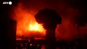 Bangladesh, esplosione in deposito container: a fuoco anche sostanze infiammabili