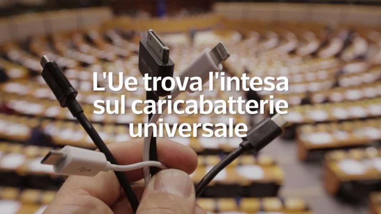 L'Ue trova l'intesa sul caricabatterie universale