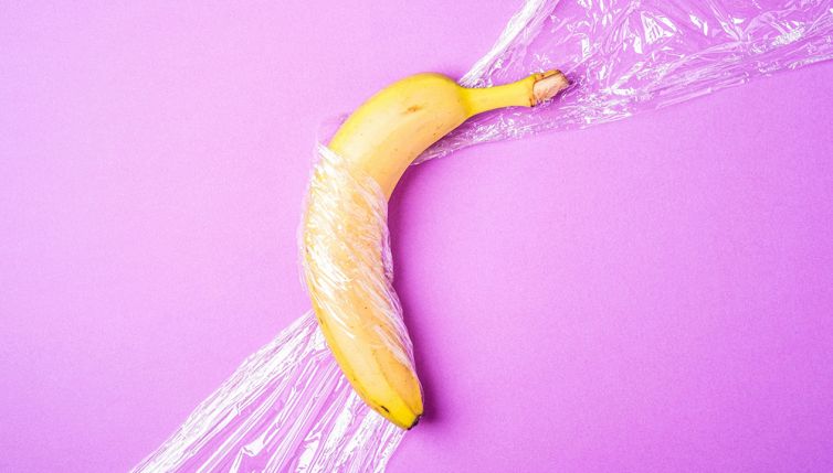 Banane perfette per 15 giorni: pratico trucco della plastica