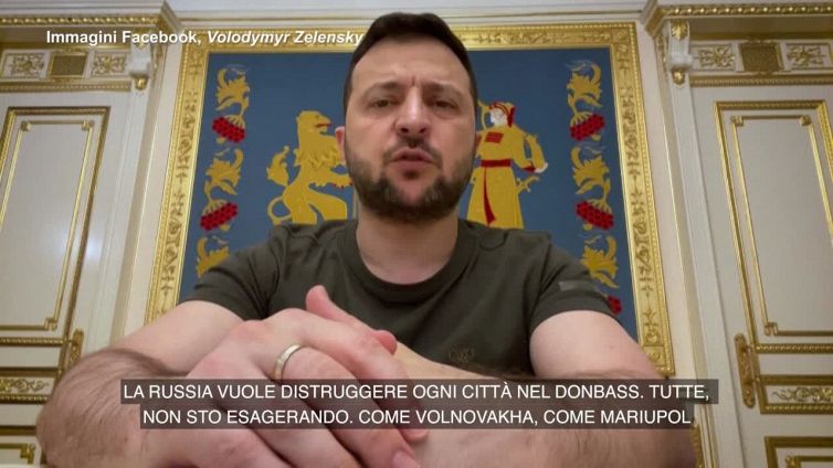 Zelensky: "Combatteremo finche' avremo armi"