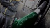 Prezzi benzina, attenzione alle frodi al distributore