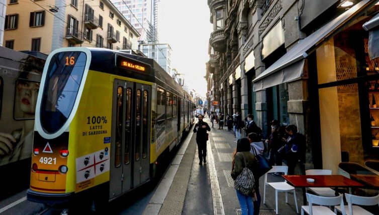 Mascherine e mezzi pubblici: dove servono ancora