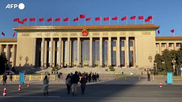 Xi sente Putin: "serve una soluzione responsabile"