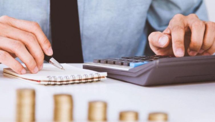 Bollette luce e gas, maxi stangata in arrivo