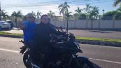 Duplice omicidio in Amazzonia, Bolsonaro guida un corteo di moto a Manaus