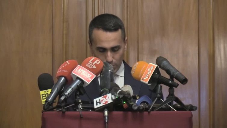 Ucraina, Di Maio: "Non possiamo permetterci ambiguita'"