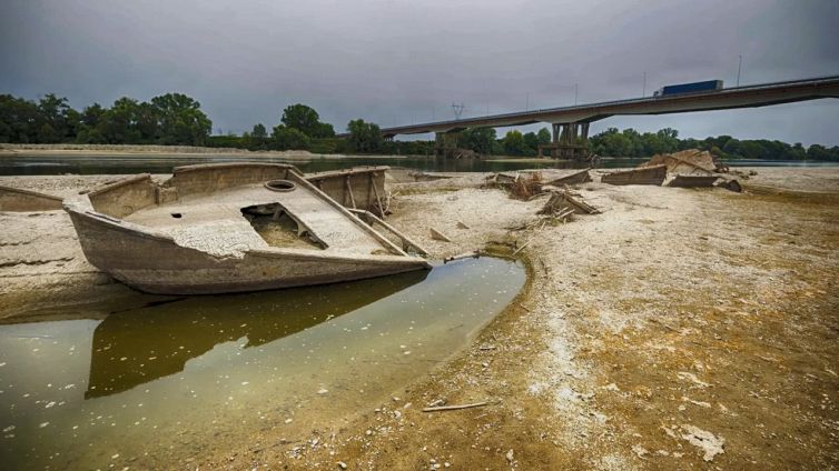 Crisi idrica: in quali Regioni scatta lo stop all’uso dell’acqua