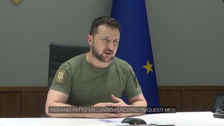 Ucraina, Zelensky: "Siamo all'inizio di una nuova storia dell'Europa"