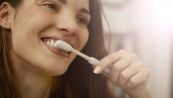 Segreto di longevità nascosto nei denti: a che ora devi lavarli