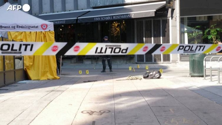 Attacco terroristico a Oslo, due morti in un locale gay