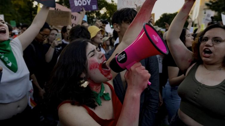 Abolito diritto aborto in USA: può succedere in Italia?
