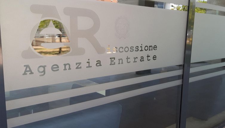 Controlli fiscali, arriva un nuovo software contro l'evasione: chi segnalerà