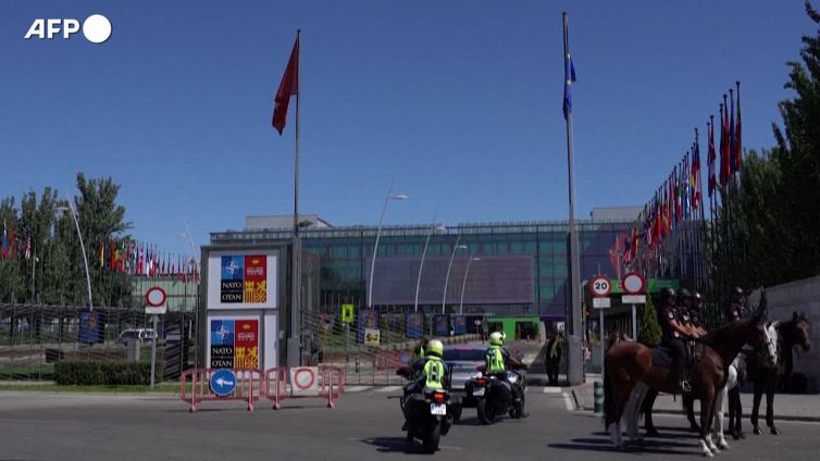 La Nato avverte Mosca, 300mila soldati nella forza rapida