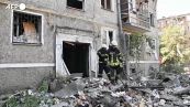 Ucraina, missile russo colpisce un edificio a Mykolaiv: almeno cinque morti