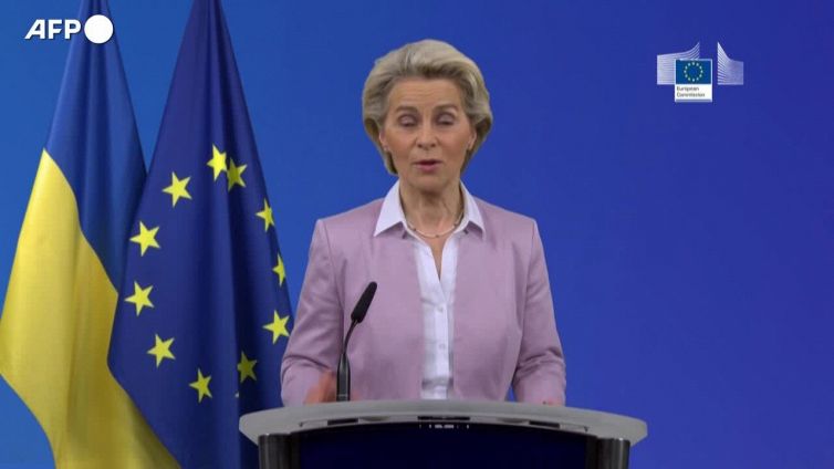 Von der Leyen alla Rada, dall'Ue un miliardo per la rinascita