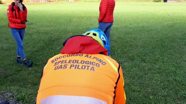 Marmolada, Soccorso alpino: "Temperature calde, molti droni all'opera"