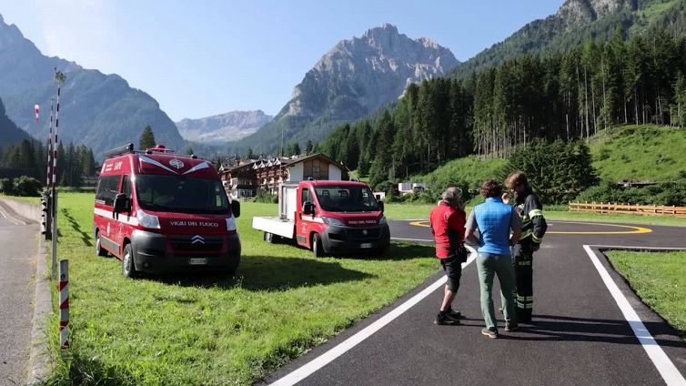 Marmolada, continuano le ricerche sull'area della valanga