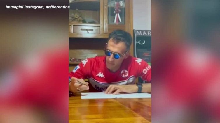 Calcio, Rosati rinnova con la Fiorentina: l'annuncio è in "corsivo"