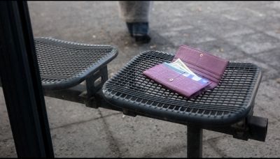 Cosa fare se perdi il bancomat o la carta di credito all'estero