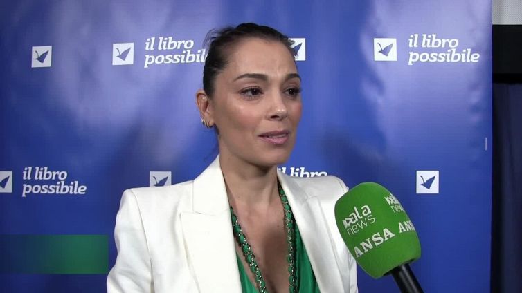 Giorgia Surina: "Incredibile che nel 2022 si parli ancora di diritti negati alle donne"
