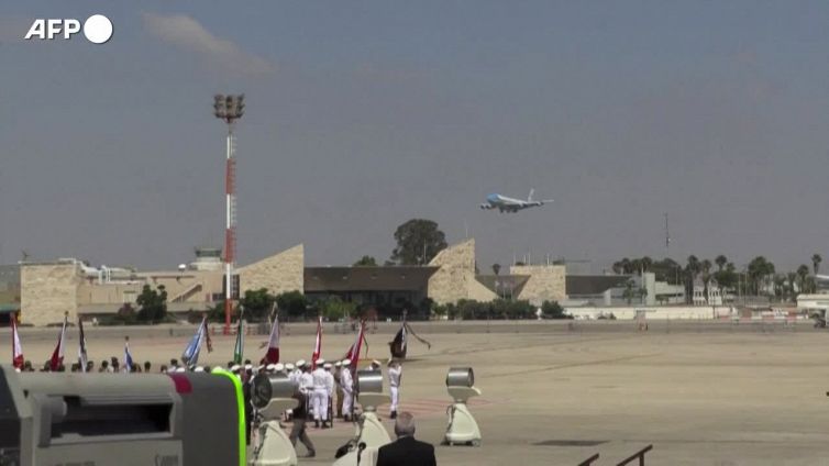 Biden in Israele, le immagini dell'arrivo del presidente Usa a Tel Aviv