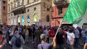 Taxi, continua la protesta nel centro di Roma