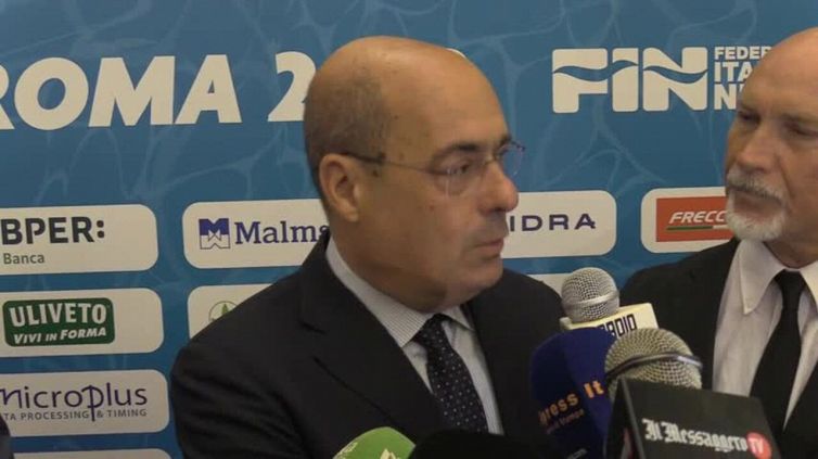 Nuoto, Zingaretti: "Europei importanti anche per migliorare impianti"