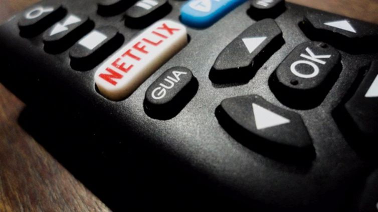 Netflix, arriva un abbonamento più economico